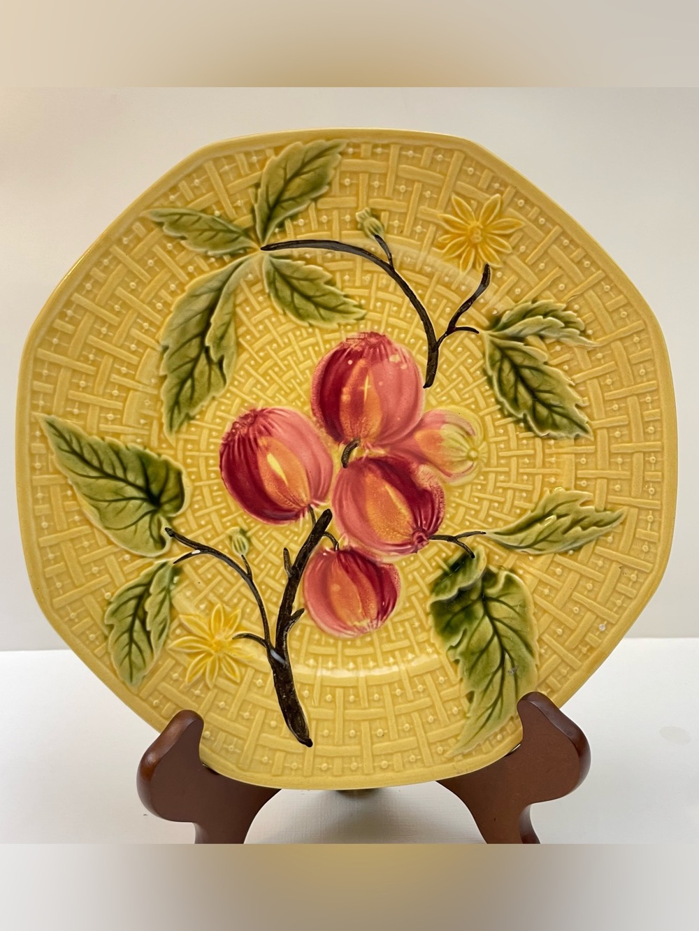 Antique Majolica Salad
Plate Basket Weave LDB
& Co